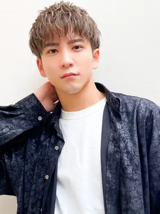 ショート カラー パーマ ヘアアレンジ メンズ 【毛流れヘア】 人気No.1/ユウキのヘアスタイル