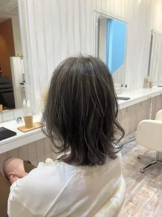ミディアム カラー 佐藤史哉* 韓国レイヤー赤み除去のヘアスタイル