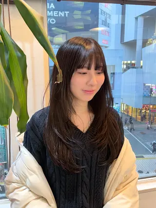 ロング カラー NANA🦖 ハイトーンデザインのヘアスタイル