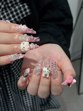 ネイル Eli Muse 新宿ネイルのネイルデザイン