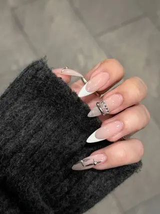 ネイル Blingg NailStudioのネイルデザイン