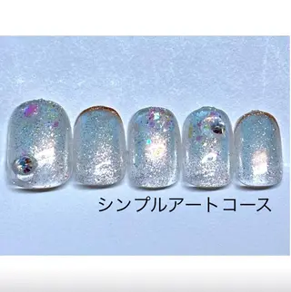 ミディアム ネイルサロン Bliss（ブリス）のネイルデザイン