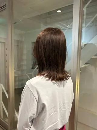 ミディアム 白上 愛佳のヘアスタイル