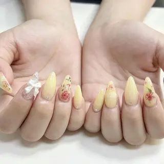 ネイル 🎀 カオリのネイルデザイン