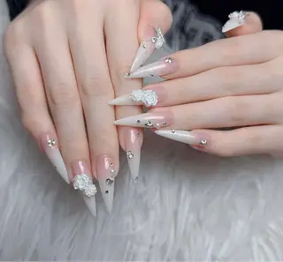 ネイル Lenie Nail Salonのネイルデザイン