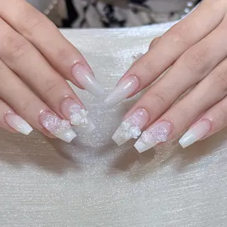 ネイル LUMINA NAYAのネイルデザイン