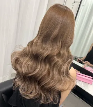 ロング wistell新宿/ ハイトーン/ゆきののヘアスタイル