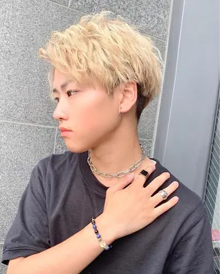 ショート カラー パーマ メンズ メンズ縮毛矯正 細谷碧海のヘアスタイル
