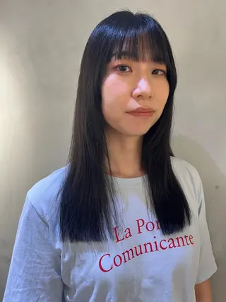ロング カラー nishi fuyumiのヘアスタイル