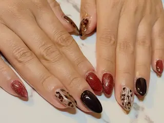 ネイル H. MAKIのネイルデザイン