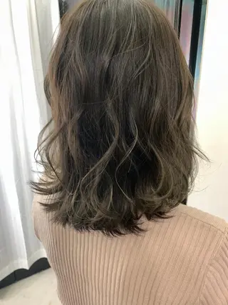ミディアム カラー エクステ(レミー毛) NINEのヘアスタイル