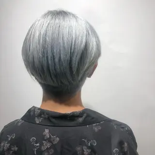 ショート カラー 中野 竜介のヘアスタイル