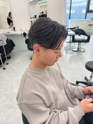 カラー 💫メンズ特化💫 MIU/海外風のヘアスタイル