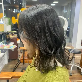 ミディアム 井手口 沙樹のヘアスタイル