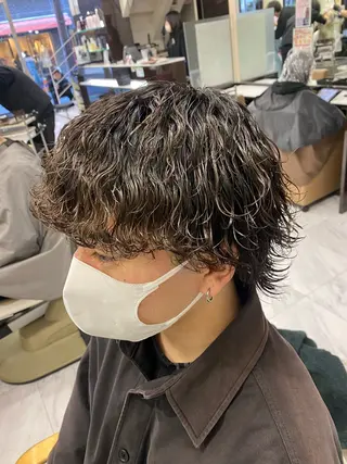 パーマ メンズ 🌴パーマオタク🌴 長谷川　諒佑🌈のヘアスタイル
