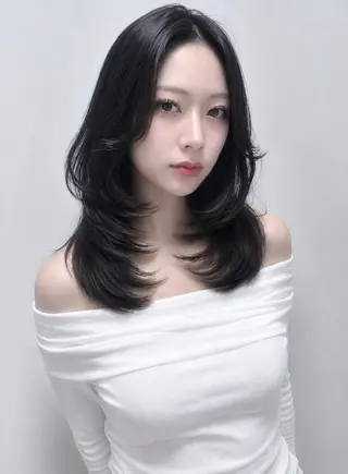 セミロング 透明感カラー/ 縮毛矯正/MOKAのヘアスタイル
