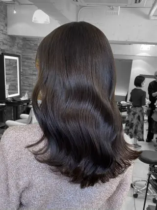 セミロング カラー 暗色カラー/レイヤー 🩶KAITOのヘアスタイル