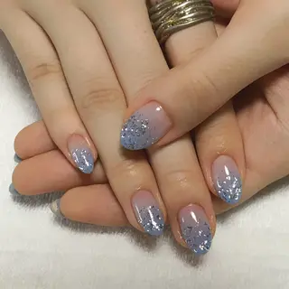 ネイル アルテミス 根本のネイルデザイン