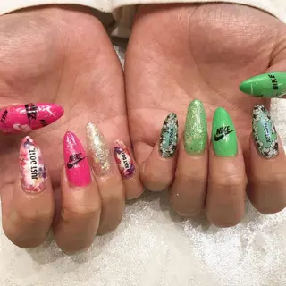 ネイル thrush nailsのネイルデザイン