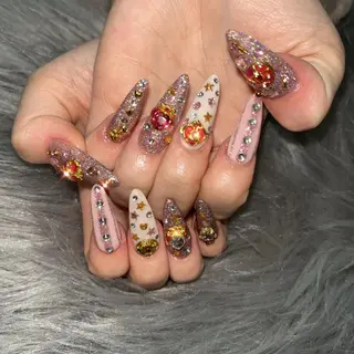 ロング ネイル yukina nailのネイルデザイン