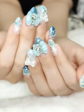 ネイル RUNWAY のネイルデザイン
