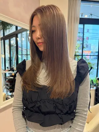 ロング 八杉 佳澄のヘアスタイル
