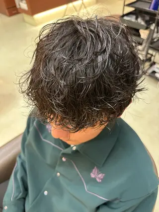 ショート パーマ メンズ 三宅 壱輝のヘアスタイル
