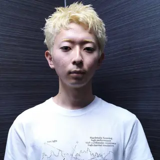 カラー メンズ ハイトーン/パーマ/ メンズ / 新宿🌐のヘアスタイル