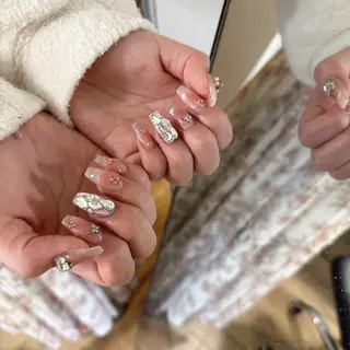 ネイル Luna Gladeのネイルデザイン
