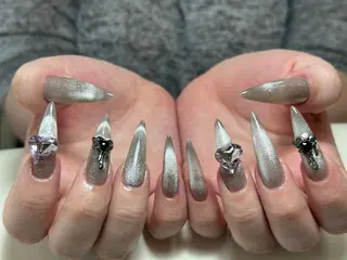 ネイル NIE NAIL Luxeのネイルデザイン