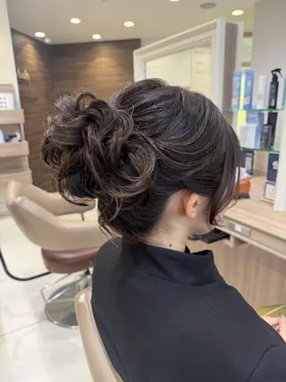 セミロング ヘアアレンジ 韓国ヘアメイク🎀/ 縮毛矯正✨山本媛香のヘアスタイル