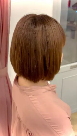 ショート カラー 🫧✨️‪榎宮秀 透明感 ハイトーンのヘアスタイル