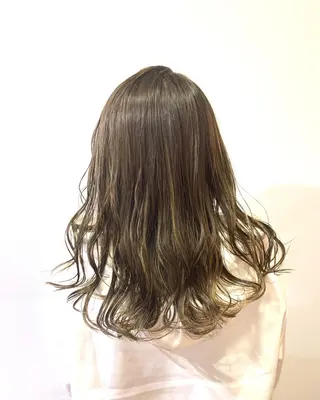 ミディアム 大宮/山口 竣也のヘアスタイル