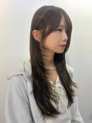 ロング カラー cana 札幌レイヤースタイルのヘアスタイル