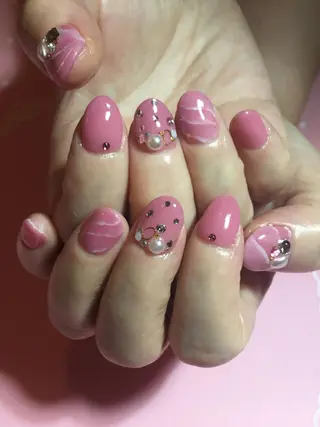 ネイル 古川 里美のネイルデザイン
