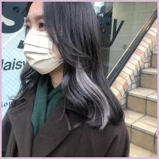 ミディアム カラー パーマ ヘアアレンジ アイブロウ 八巻 晴香のヘアスタイル