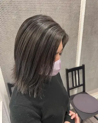 ミディアム トップスタイリスト/ アユミのヘアスタイル