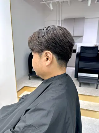 カラー メンズ ダメージレスブリーチ RIKU🎨のヘアスタイル
