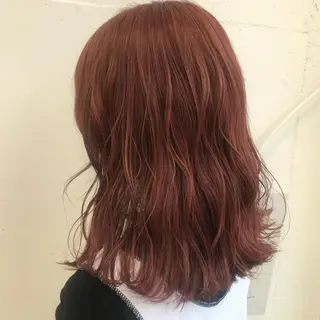 カラー 川上 紗也加のヘアスタイル
