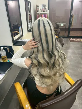 ミディアム ⭐️U-topia ⭐️和泉田　りさ⭐️のヘアスタイル