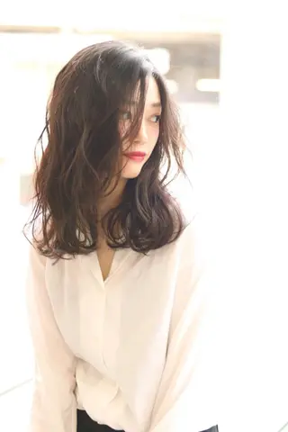 ミディアム 植野/新宿 高田馬場のヘアスタイル