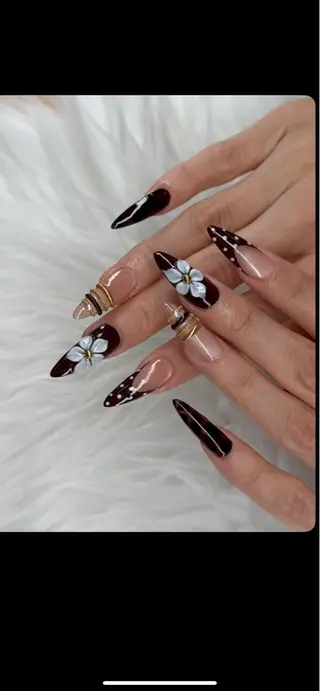 ネイル NiJi Nailsのネイルデザイン
