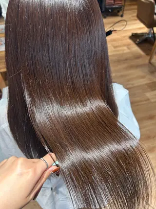 ロング 巽 愛夏のヘアスタイル