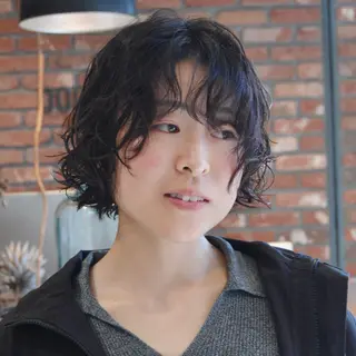 ショート カラー パーマ デジタルパーマ🌀レ イヤー🍃かんたまるのヘアスタイル