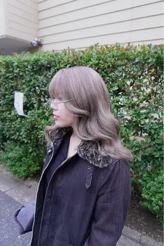 セミロング カラー 似合わせレイヤー ‪ෆ‪.*艶髪補修のヘアスタイル