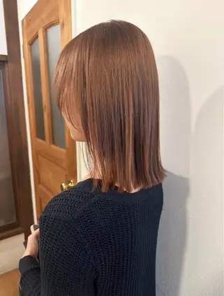 ミディアム カラー 【pejite】 Hinanoのヘアスタイル