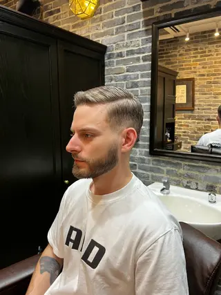 ショート N. kuryuのヘアスタイル