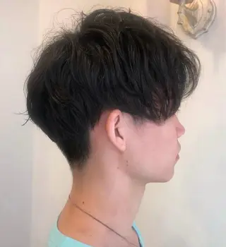 ショート パーマ メンズ 加藤 優紗のヘアスタイル