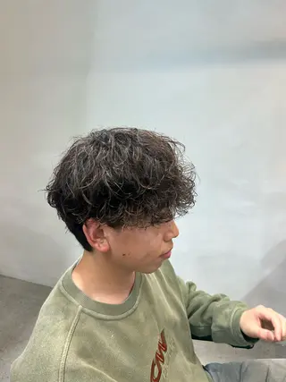 パーマ パーマカラー支持⭕️ 春山凜乃介のヘアスタイル