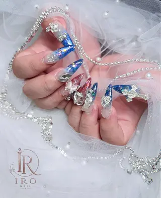 ネイル IRO NAIL FUNABASHIのネイルデザイン